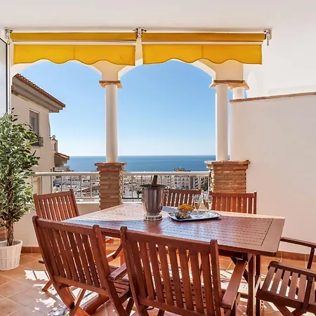 Penthouse With Large Terrace & Sea Views, Near The Apartment La Herradura (Granada)
